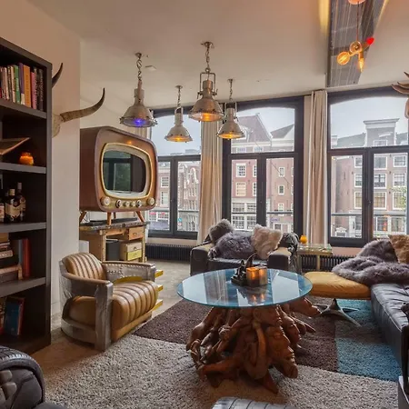180 M2 Central ....art ...loft ..jacuzzi...horse.. Amsterdam